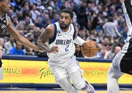 B体育体育报道-未来两个月决定欧文续约前景 独行侠尚未给出保证