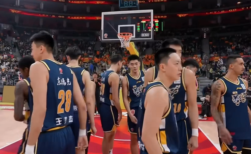 B体育-CBA疯狂一夜：广东遭上海双杀，前总冠军23连败，最新积分榜如下